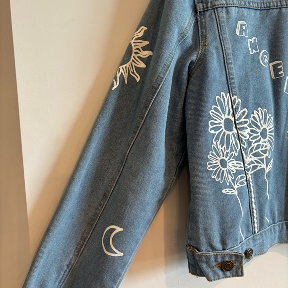 Rue 21 Blue Denim Medium Wash Graphic Print Jean Jacket Large - Picture 7 of 9